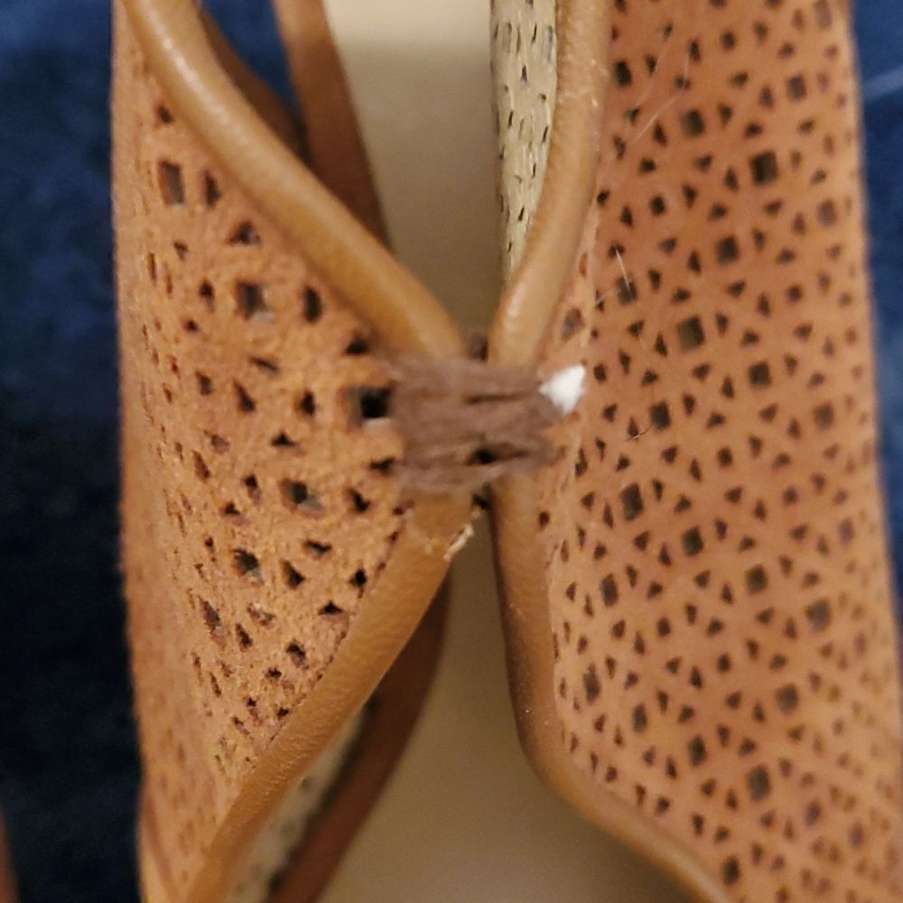 Tory Burch Heels 7.5M  - Picture 3 of 10